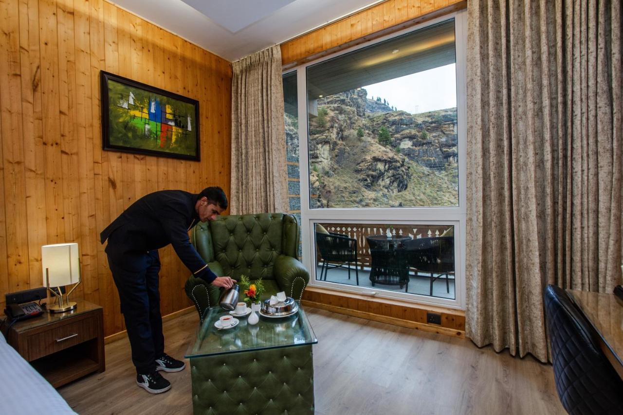 Palchan Hotel & Spa - A Member Of Radisson Individuals Retreats 마날리 외부 사진
