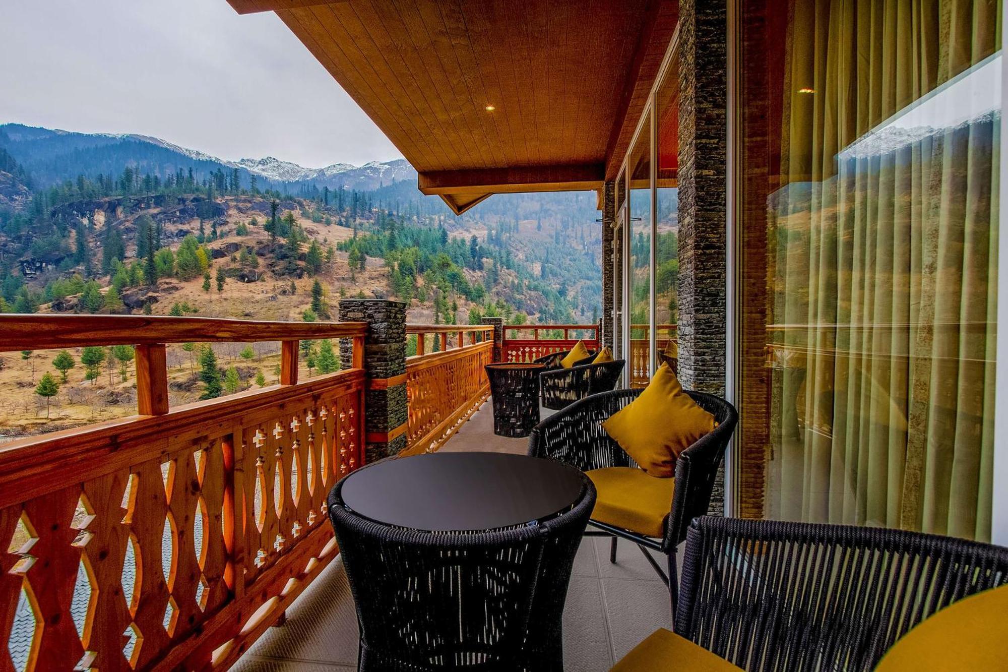 Palchan Hotel & Spa - A Member Of Radisson Individuals Retreats 마날리 외부 사진